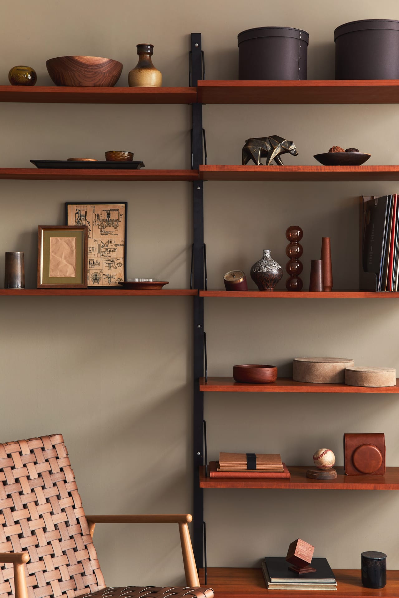 Wall Shelves repair evidence 2
